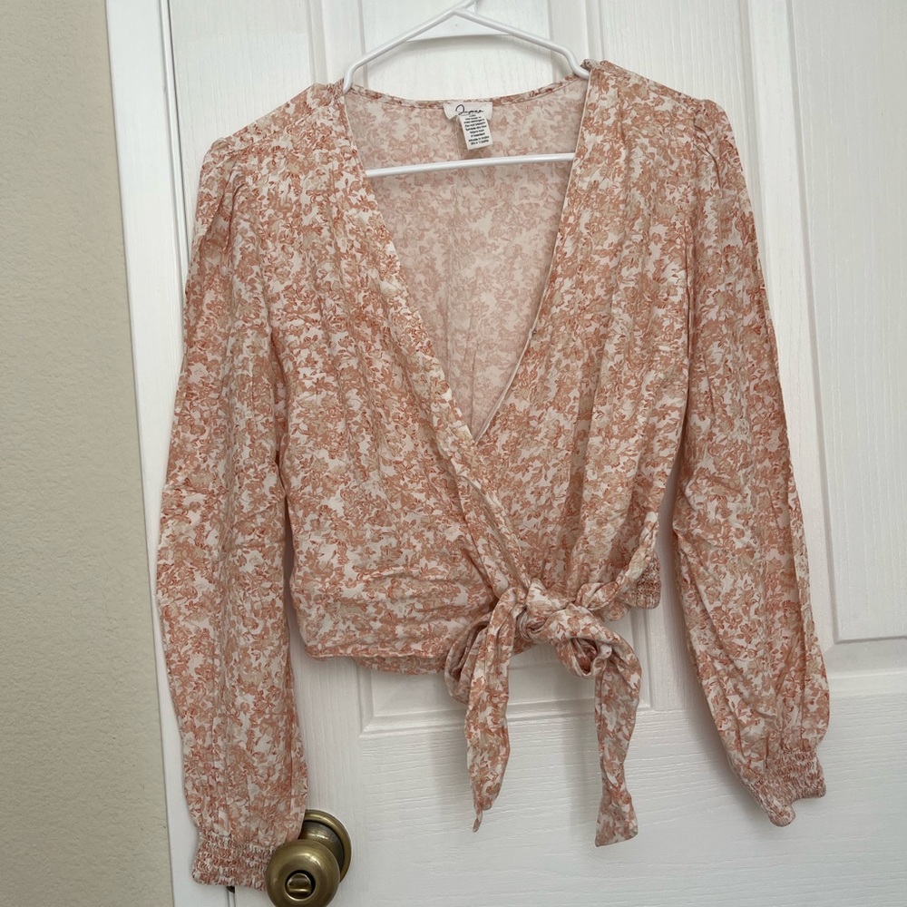 Chic Floral Tie-Front Blouse - Peach
